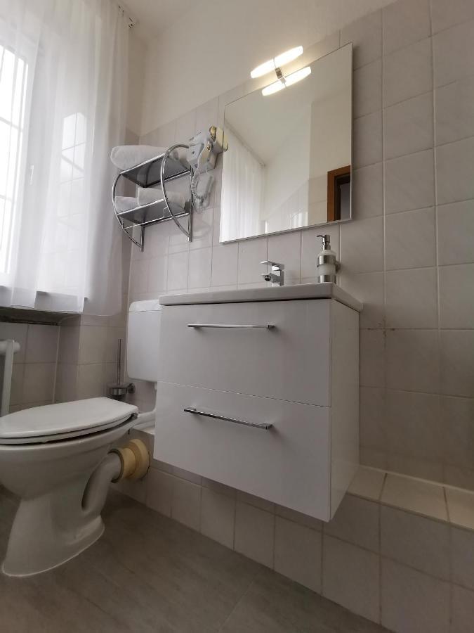 Hotel Zur Linde Rommerskirchen 部屋 写真