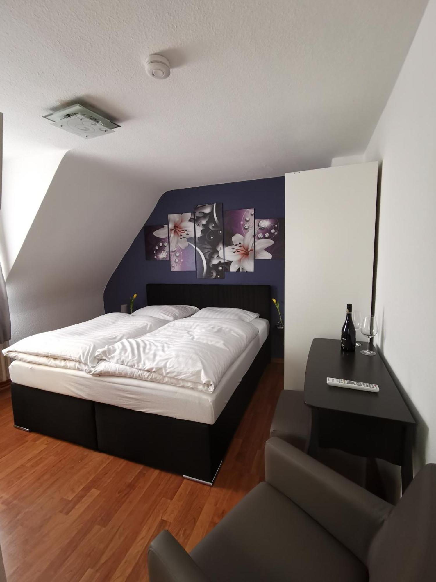 Hotel Zur Linde Rommerskirchen 部屋 写真